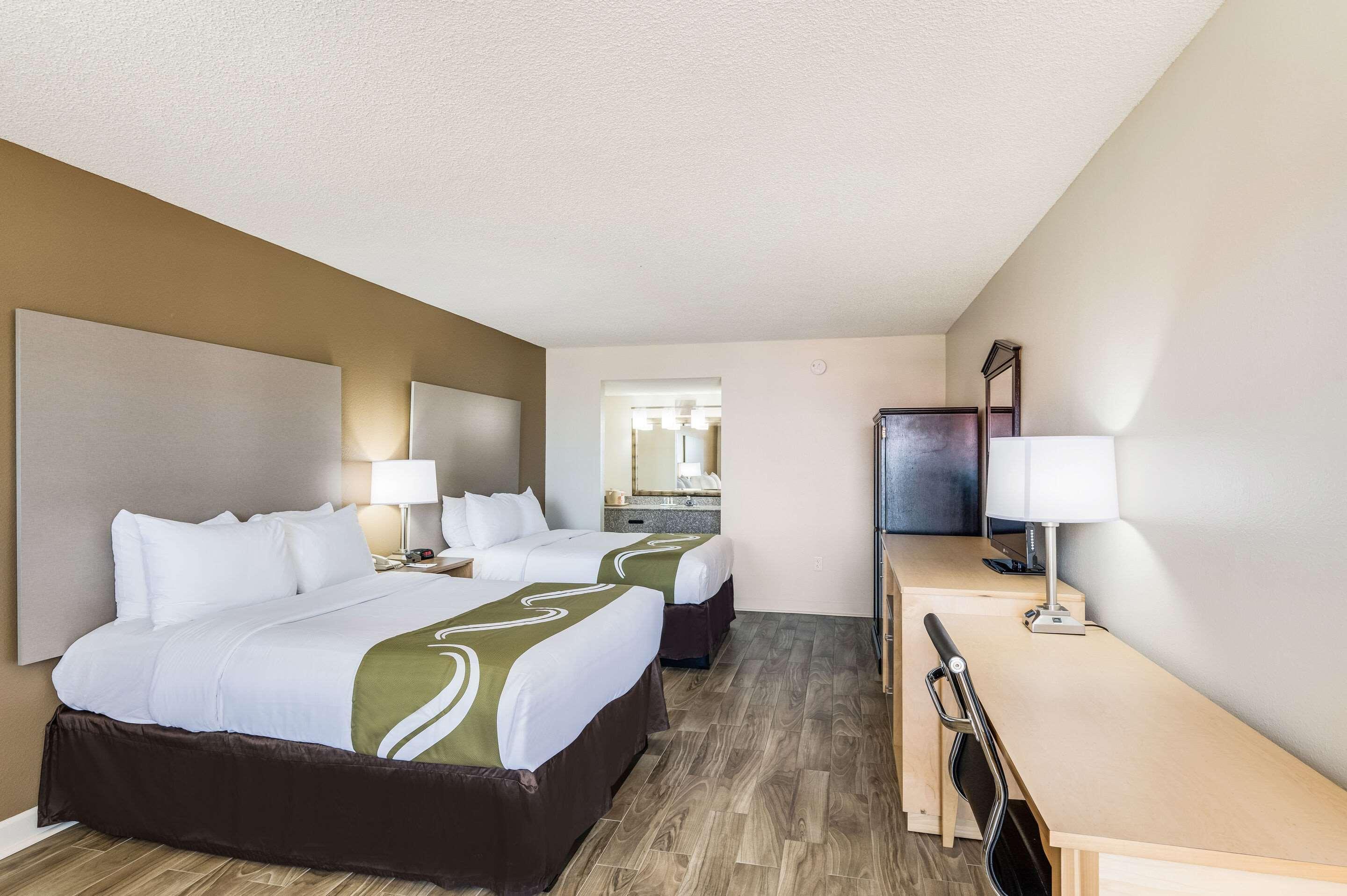 Quality Inn & Suites Hot Springs-Lake Hamilton מראה חיצוני תמונה